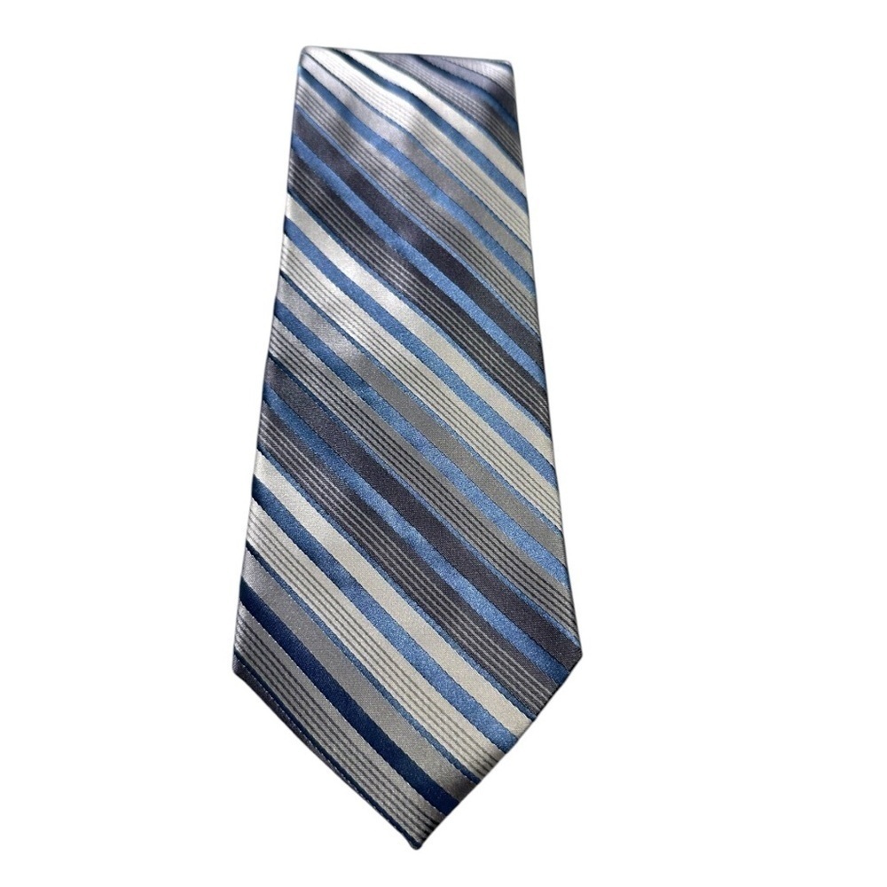 🌸Van Heusen- Blue/Silver Stripe Tie